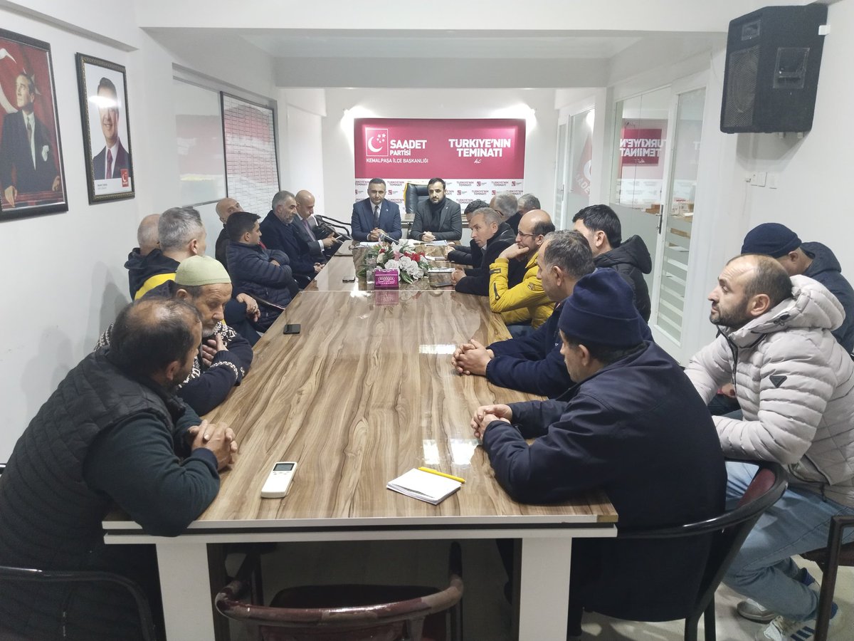 İl Başkanımız Zekeriya Hazırbulan ve İl Teşkilat Başkanımız Av. Şehmus Delen, Kemalpaşa İlçe Toplantımıza iştirak ettiler.