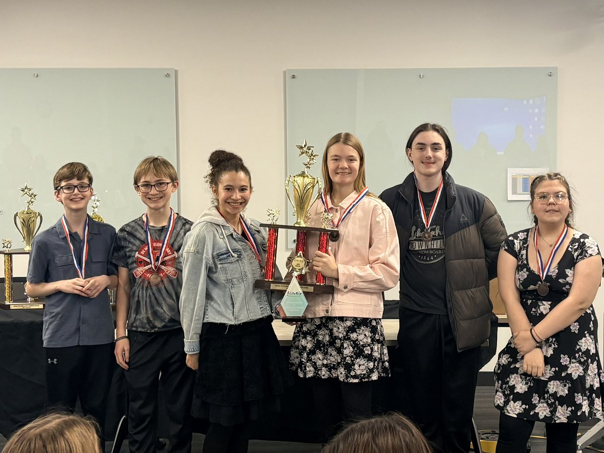 DC West Middle School tweet media