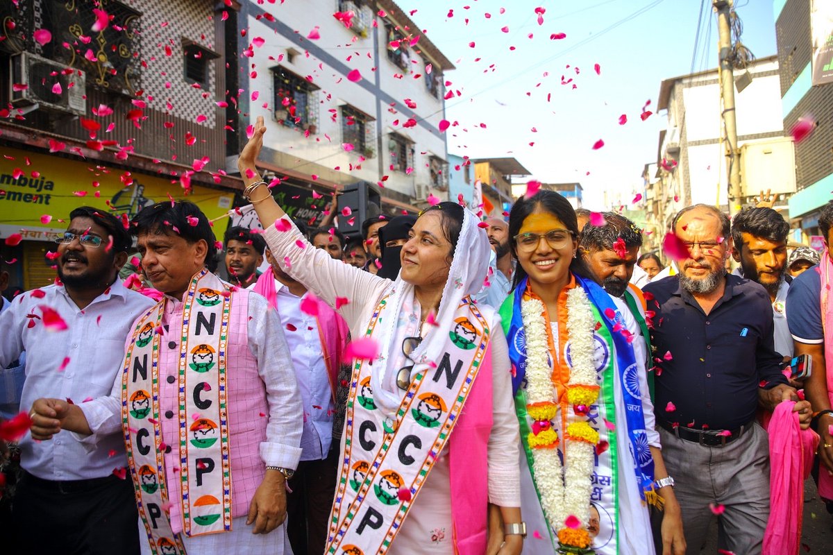 sanamalikshaikh's tweet photo. प्रभाग क्र. १४३ च्या उमेदवार कु. रचना गवस आणि प्रभाग क्र. १४५ चे उमेदवार शब्बीर खान यांच्या प्रचारासाठी आज पदयात्रा काढत स्थानिकांशी संवाद साधला. दोन्ही उमेदवारांना आशीर्वाद देण्याचे आवाहन केले.
#SanaMalikShaikh #Ward145 #MLA #NCP #Election2026 https://t.co/g9uPzsjmzR