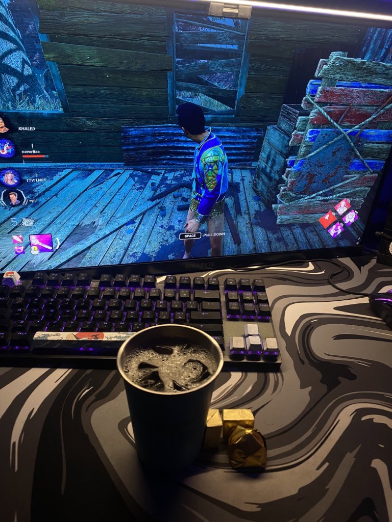 . (@eeeethaaaann) on Twitter photo 