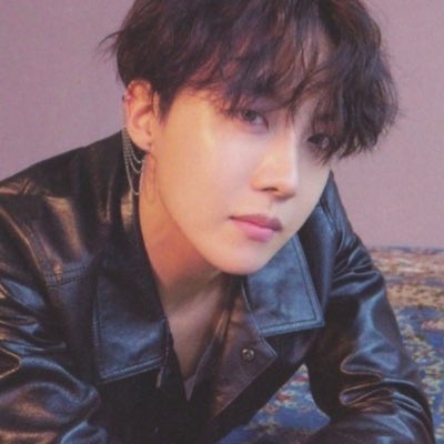 0UTROTEAR's tweet photo. #nieuweprofielfoto https://t.co/SMLO68PAML