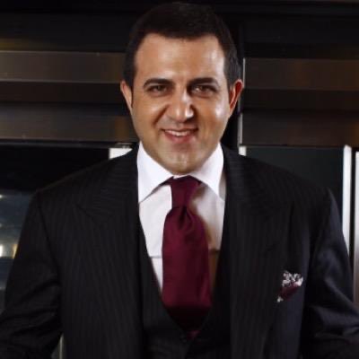 Sen kimsin ya Milli Takımın kaptanını istemiyorsun Babanın kulübü mi zannediyorsun istifa EDECEKSİN #AbdullahKavukçuİstifa 
#Yönetimistifa
#ÖzbekYönetimiDurmasın
#TransferlerNerede