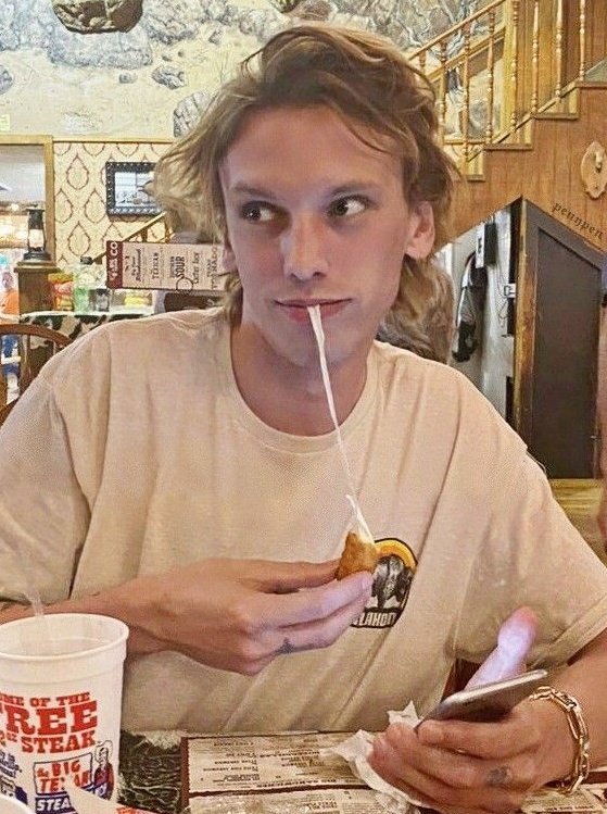 desiresofher's tweet image. Heart eyes forever.