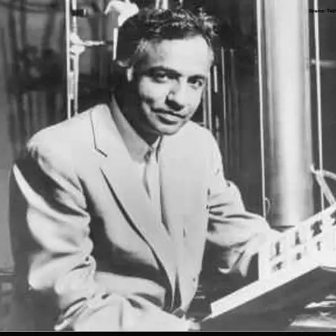 Kaju_Nut's tweet image. Here's a story about how US became a great scientific power and how India lost out. 

By his mid-20s, S. Chandrasekhar had completed the work that would later earn him a Nobel prize. But no job offer came his way--neither from England where he had done all his research and was…