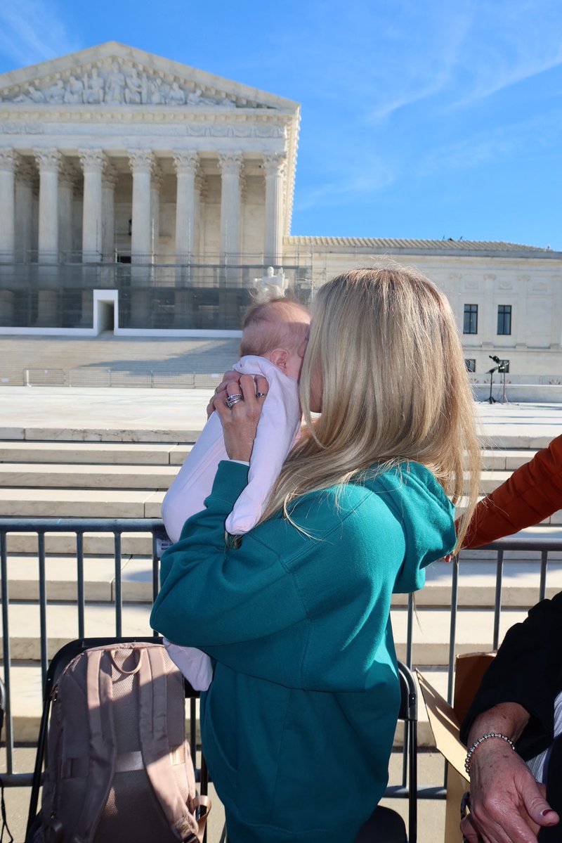 Riley_Gaines_'s tweet image. for her 🩷