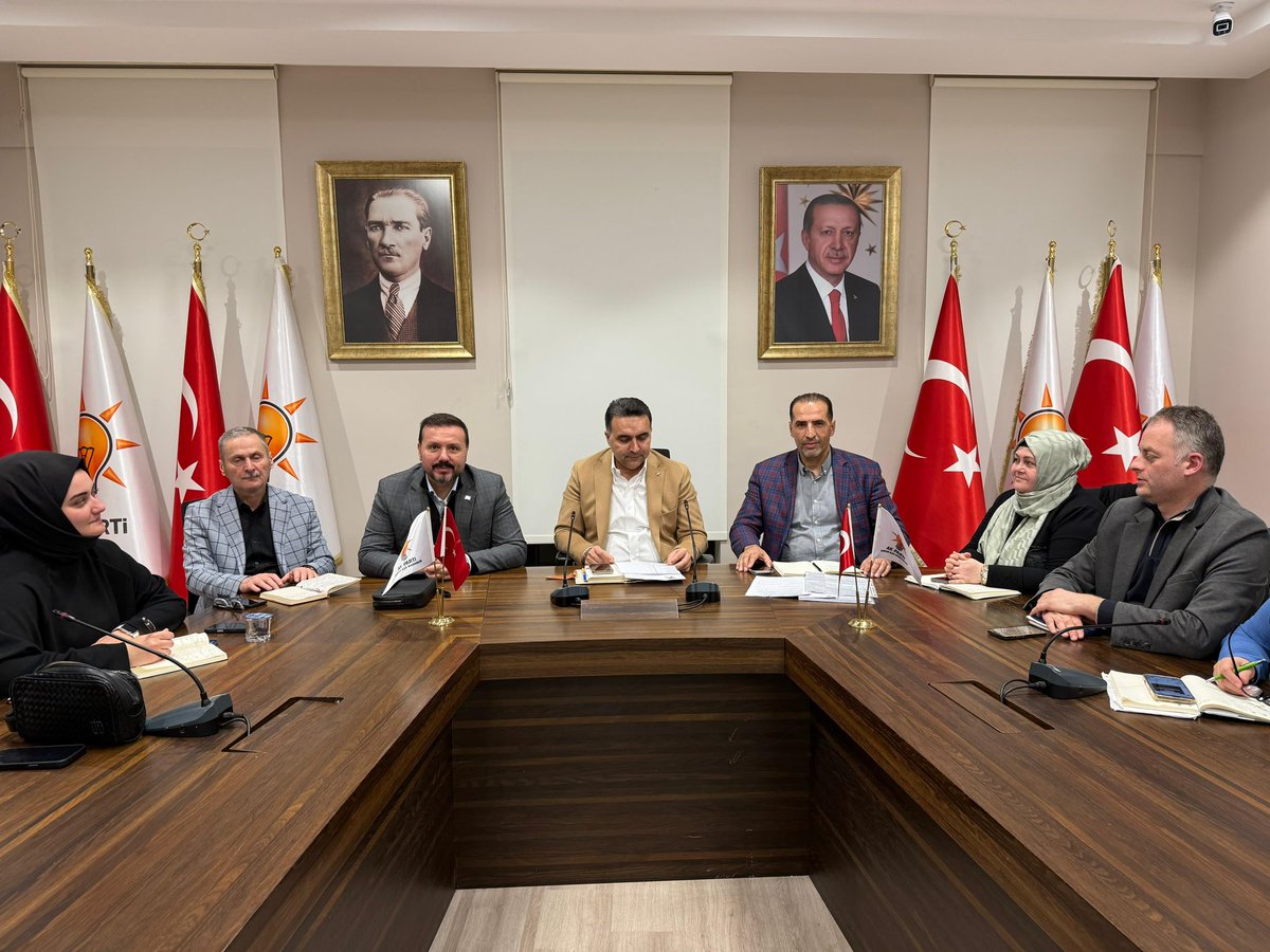 aksariyer's tweet image. İlçe Yönetim Kurulu Toplantımızı, İlçe Başkanımız Halil İbrahim Kurşun Başkanlığında, İl Sorumlumuz Harun Muş’un katılımıyla gerçekleştirdik. 

Toplantımızda gerçekleşen faaliyetlerimizi değerlendirerek, gelecek hafta planlamamızı yaptık ve Ramazan ayı çalışmalarımıza ilişkin…