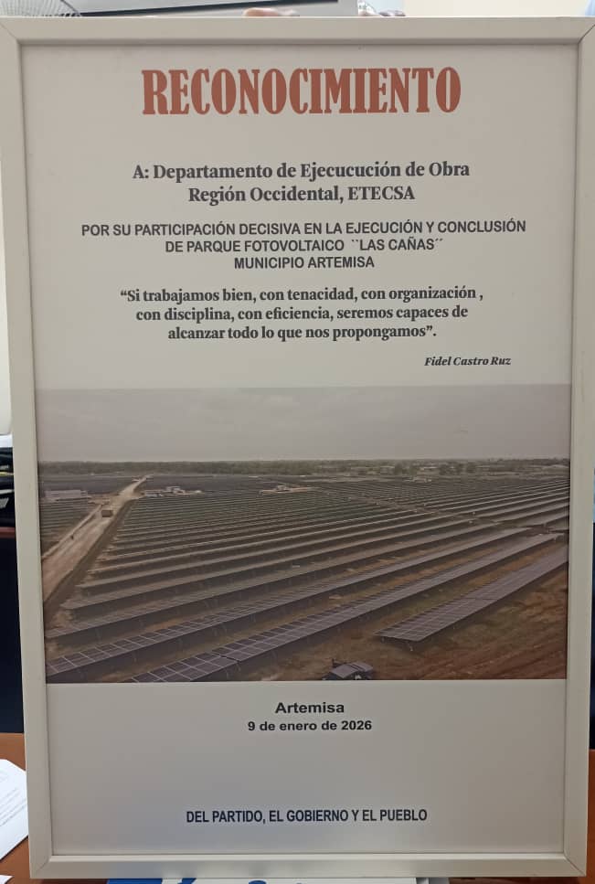 AyramOromi's tweet photo. #EtecsaTeAcompaña participando de forma directa en programas para mejorar la situación energética del país. Nuestra @etecsa_dvpe a la vanguardia. @taniavel76 @MayraArevich @etecsa_dvpe @cuesta https://t.co/405RDHGL9o