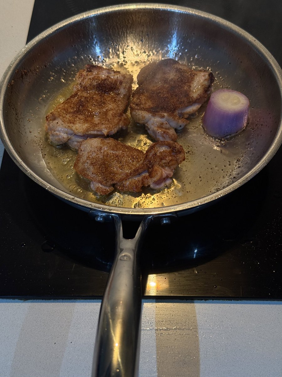 My new personality is my stainless steel pan 🤪