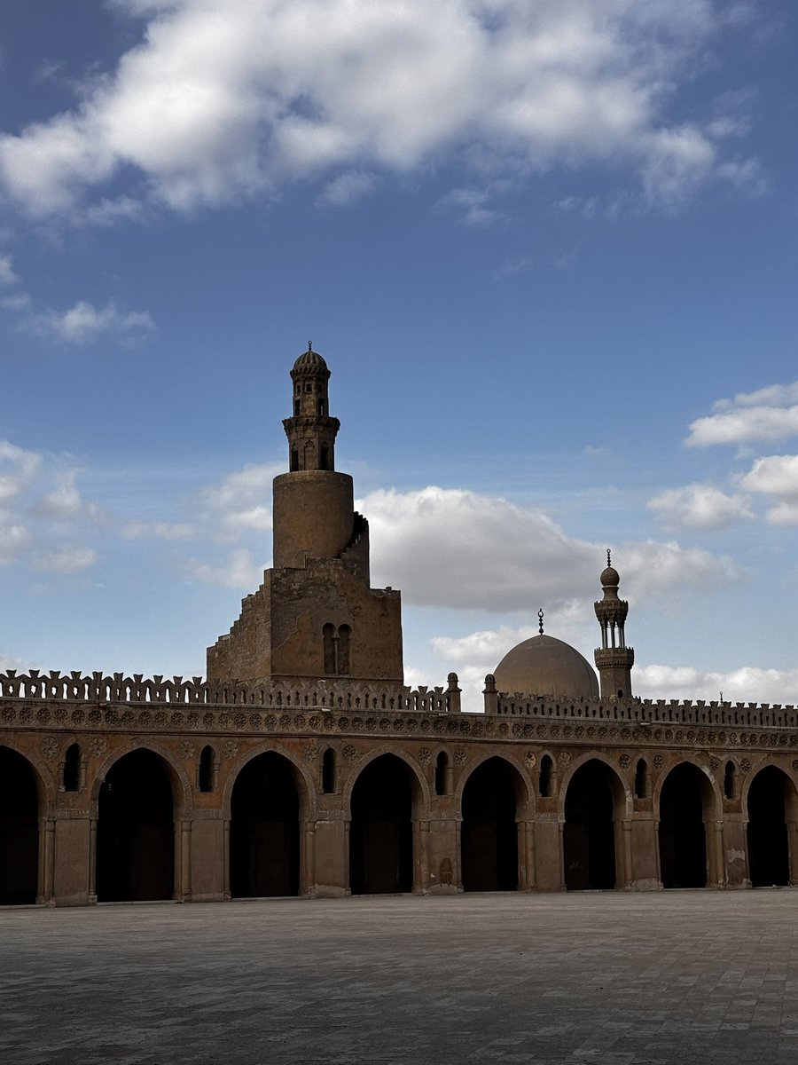 MoNaGi_8's tweet image. 🕌 Ibn Tulun mosque from the 9th century (with my eyes)