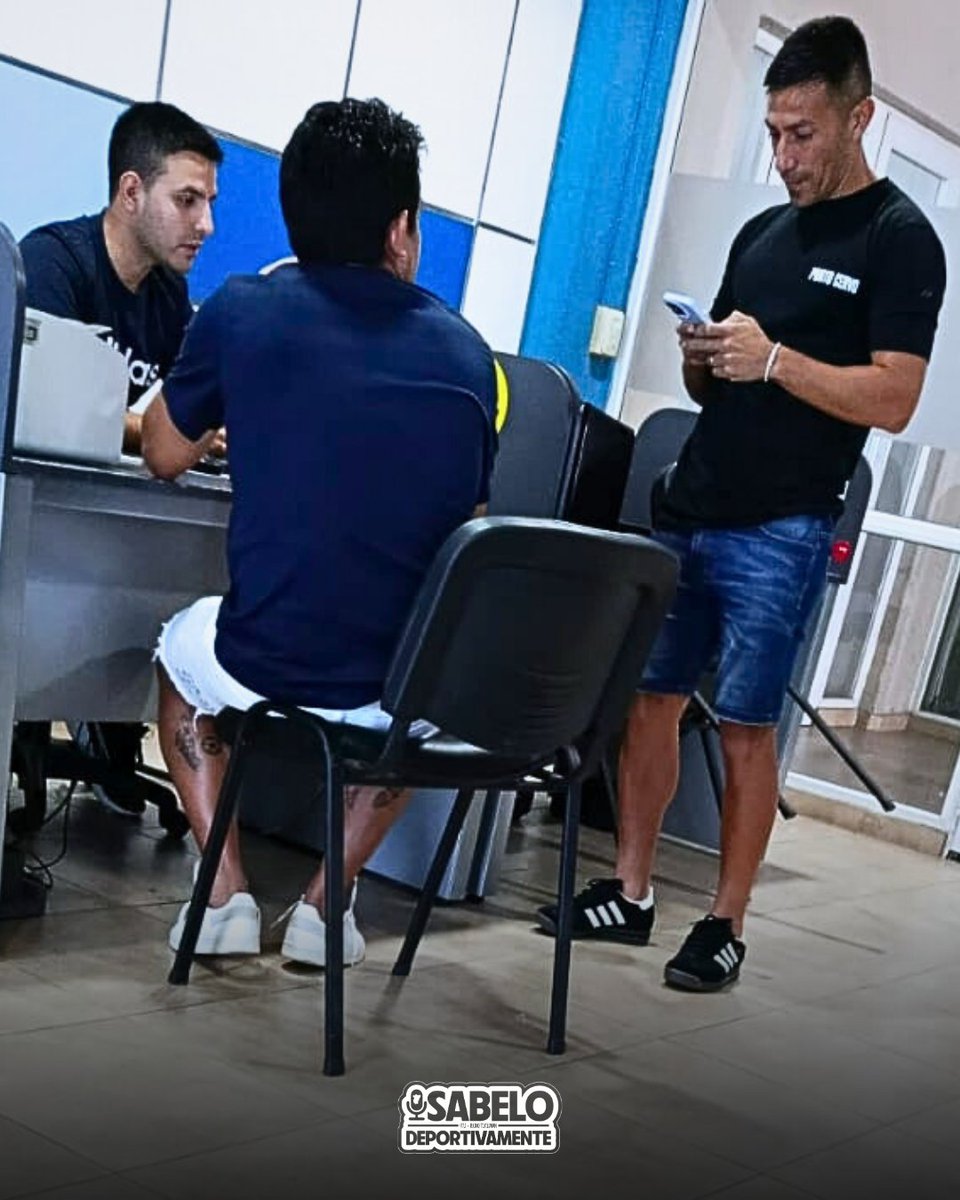 #atleticotucuman ¡PERO SI LO DIJERON ELLOS!💨

➡️Hoy, el BB Acosta y el Pulga Rodríguez se hicieron socios de Atlético Tucumán 🪪 

✅Desde Sabelo Deportivamente siempre lo marcamos: Guillermo Acosta jamás jugaría en San Martín.

Parece que la 💣 no explotó…