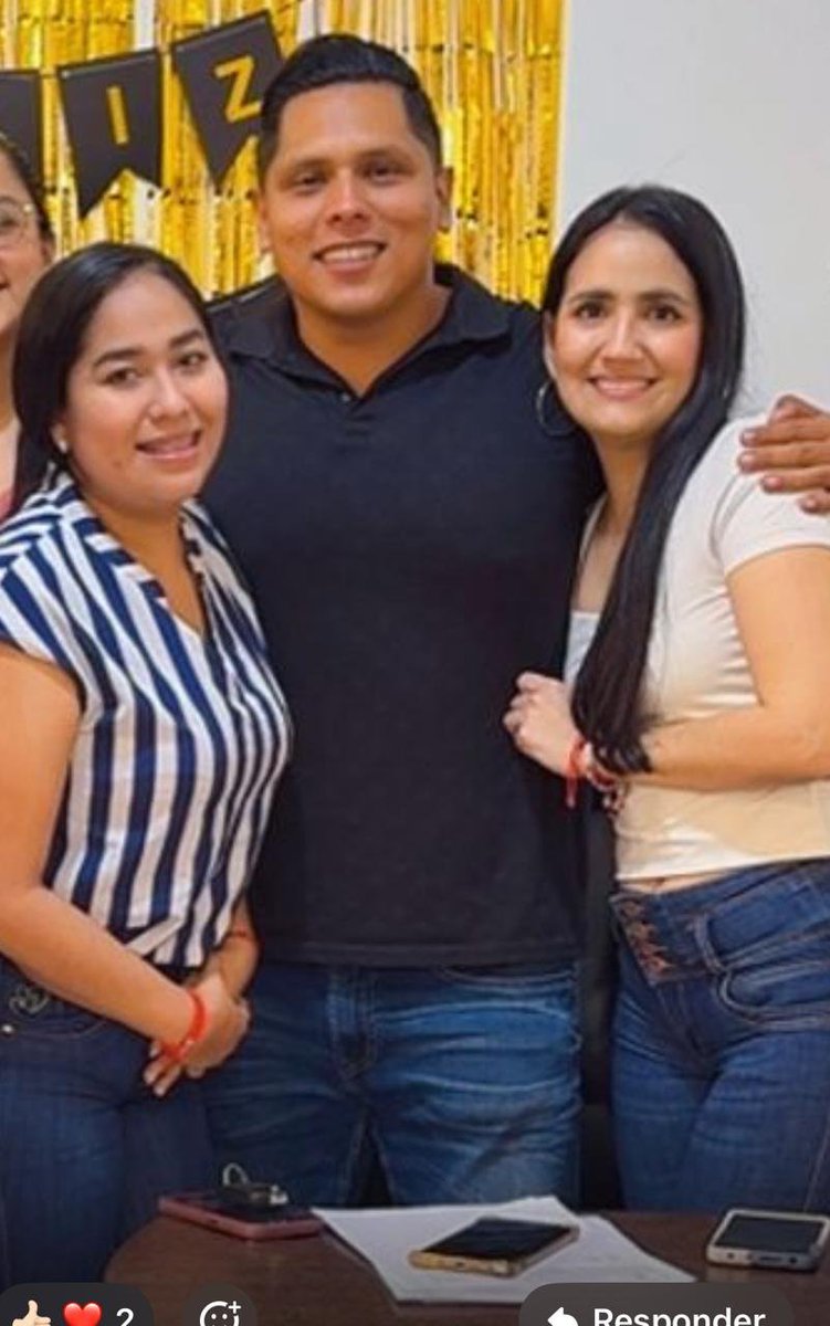 Yulissa Olvera Luis Villagran Cristina Palacios las manos derecha de Sonia Sandoya y Carlos Garcia confian ciegamente.Tanto asi q son los que recolectan los sobres con dinero y pues entregan algo + #Narcopacharacas @salud_ec <a href="/Salud_CZ5/">Coordinación Zonal 5 🇪🇨</a> <a href="/Black66Joe/">ALTO A LA CORRUPCIÓN</a> <a href="/ojosdeaguila123/">javier</a> <a href="/Jacsherazade1/">Merichane</a>