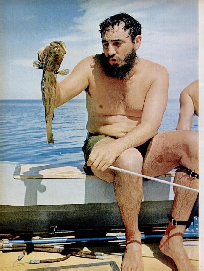 Fidel Castro and Che Guevara are fishing.