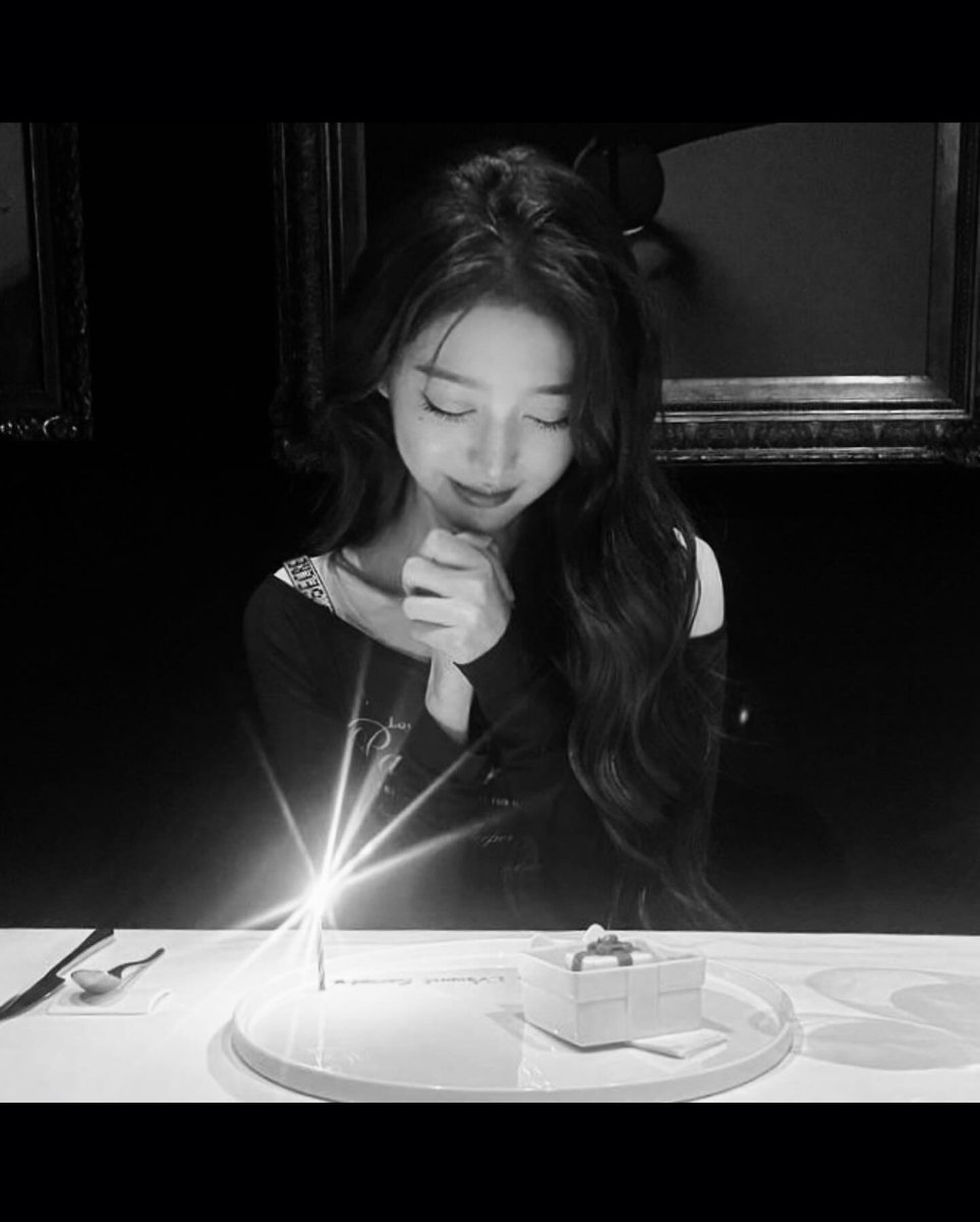 hourly wonyoung tweet media