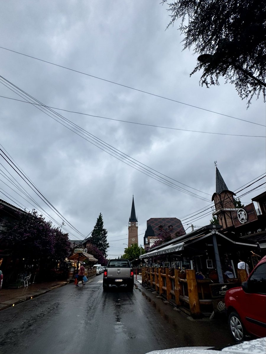De hoy a la siesta. Llueve y llueve