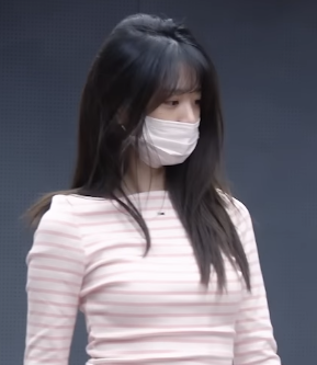 hourly wonyoung tweet media