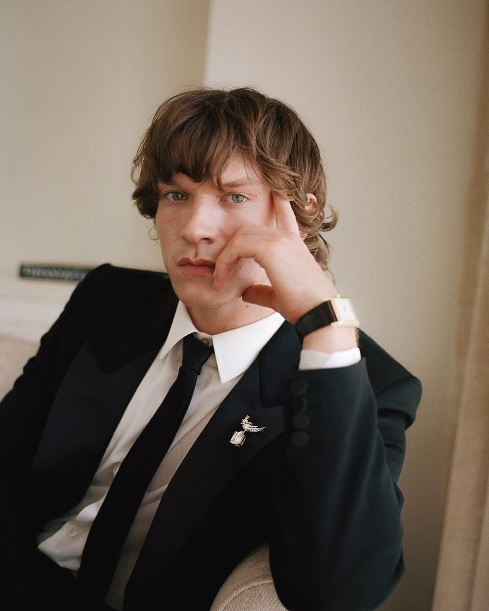 storriephotos's tweet image. Connor Storrie photographed for Tiffany &amp;amp; Co. before the #GoldenGlobes.