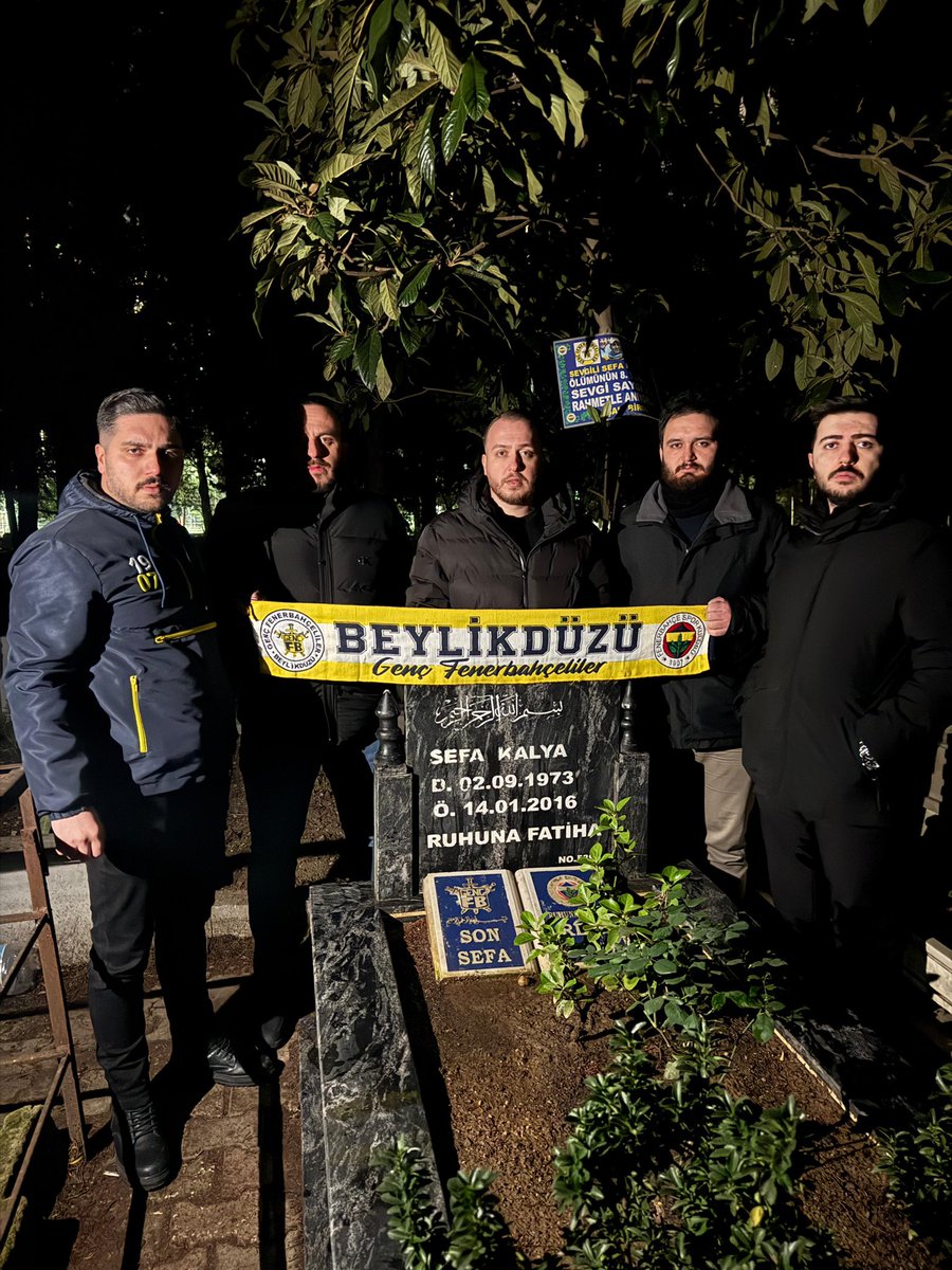 CENNET MEKAN SEFA KALYA!

Merhum Sefa Kalya reisimizin aramızdan ayrılışının 10.yıldönümünde çobançeşme camii’ndeki mevlidine katıldık. Ağabeyimize Allah’tan rahmet diliyoruz.