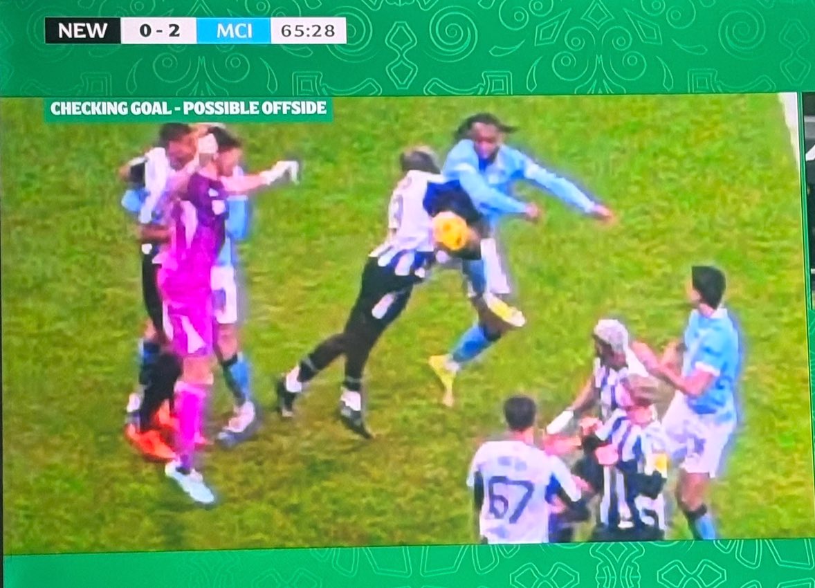 StokeyyG2's tweet image. Offside or not?

What we thinking?