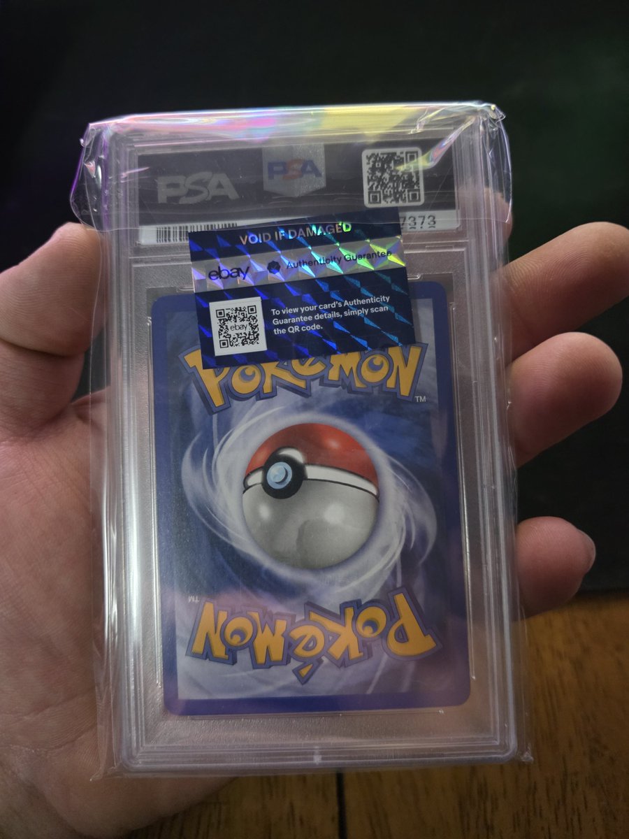 werdism's tweet image. What a nice card! Bought this awhile ago and forgot to upload it lol.. Silly me.. #charizard #dragon #pokemon #rare #viral