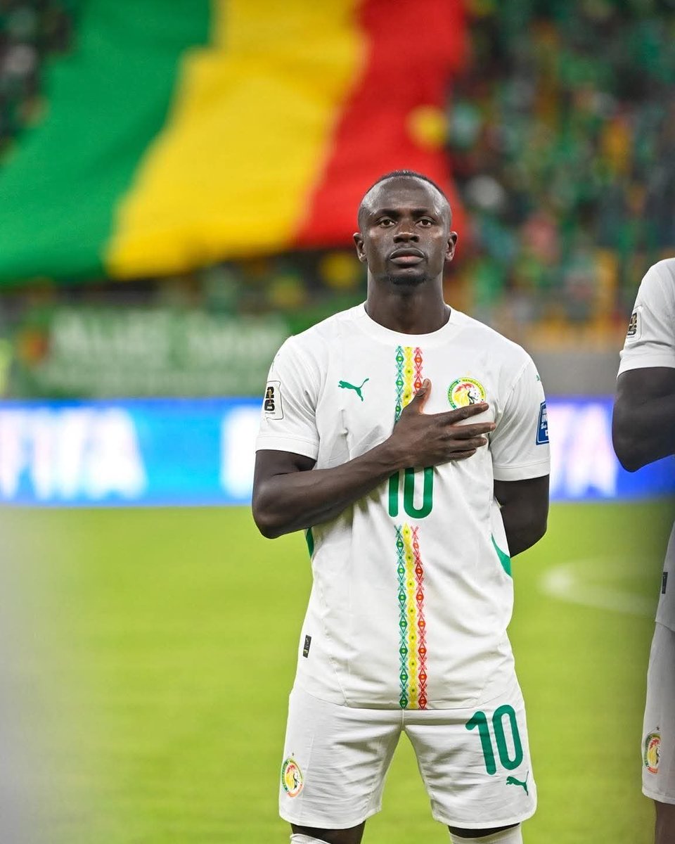 La #Salah est la prière rituelle et formelle obligatoire pour les musulmans.
 Mataléko boko #Mané
🚨#Match_Day 
⚽️ #Senegal🇸🇳Vs #Egypte🇪🇬
🏆1/2 Finale de la CAN 2025
⏰17h00mn🇸🇳
🏟️Tangier Grand Stadium 
#MankowoutiNdamLii👊🇸🇳