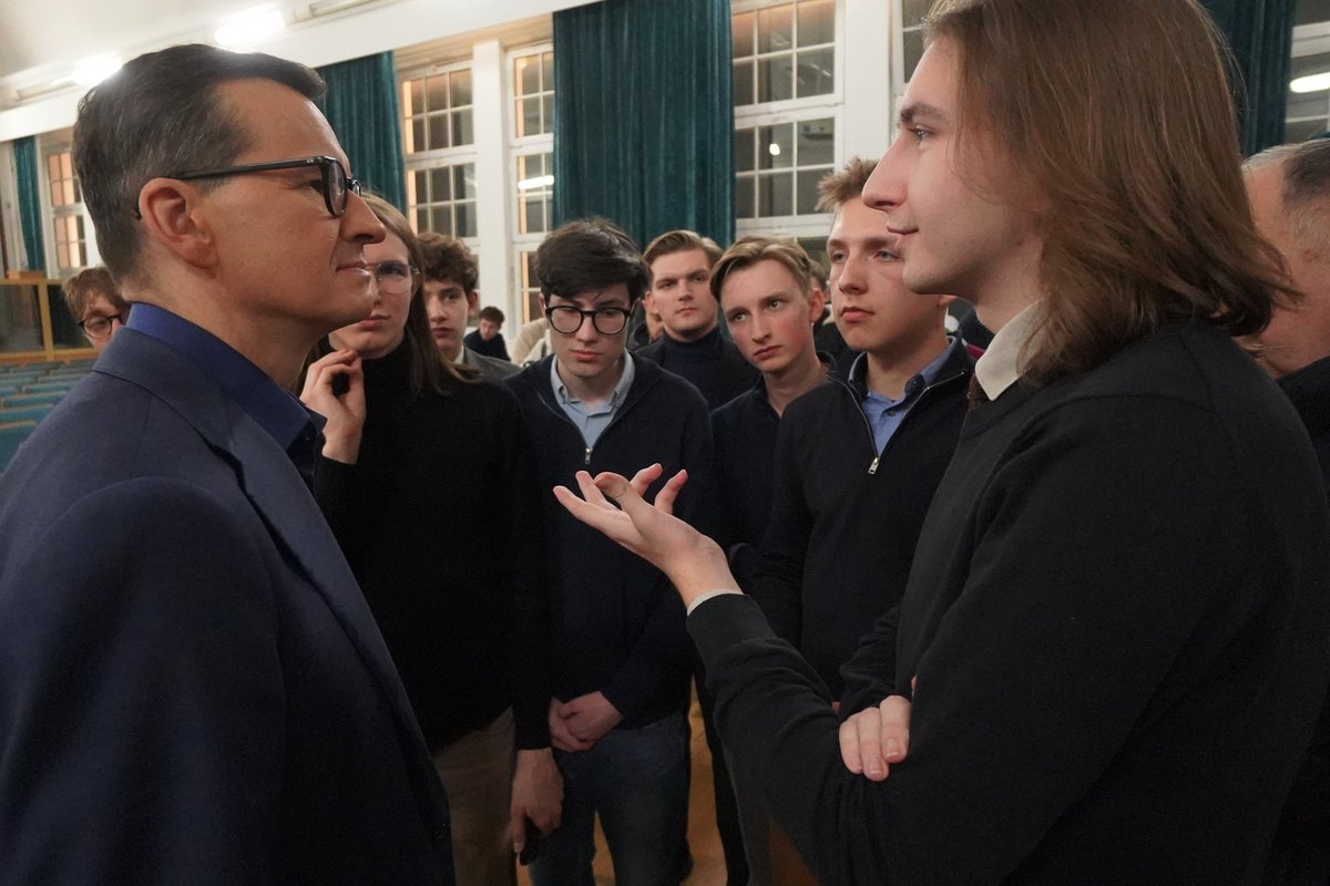 To był naprawdę dobry dzień! 😉 
Dziękuję za to ponad 3 godzinne spotkanie, bo dopiero kończę rozmowy z częścią z Was. Do zobaczenia na kolejnych spotkaniach studenckich. ✌🏻😊