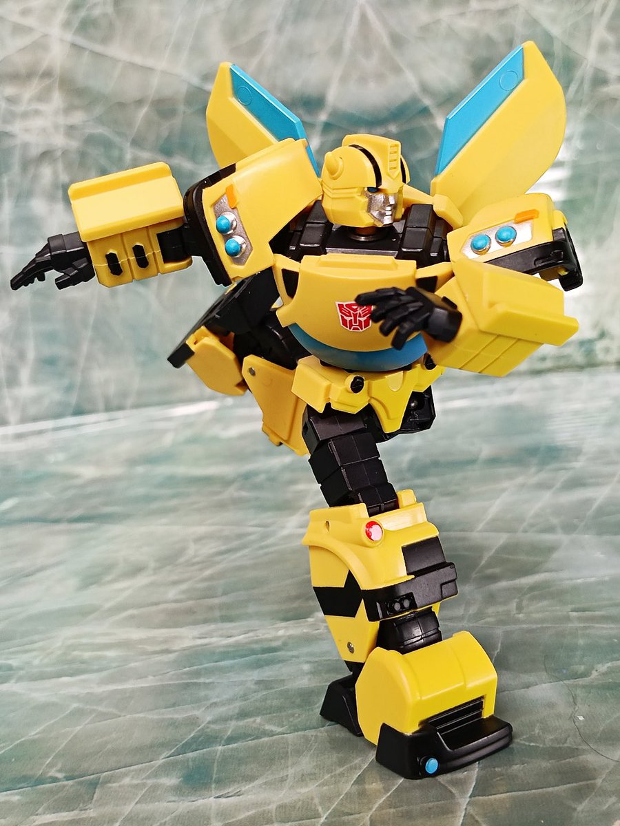 TransformersHQ1's tweet image. Yolopark, AMK Mini G1 Transformers [Wave 3] IDW Bumblebee!

#Transformers #Bumblebee #Yolopark