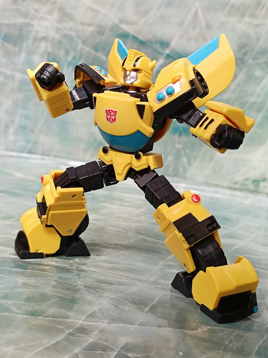 TransformersHQ1's tweet image. Yolopark, AMK Mini G1 Transformers [Wave 3] IDW Bumblebee!

#Transformers #Bumblebee #Yolopark