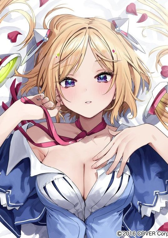 Magacb's tweet image. 電車の中で知らない人に足踏まれて痛かった 🥃