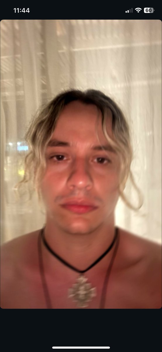 josefina tweet media
