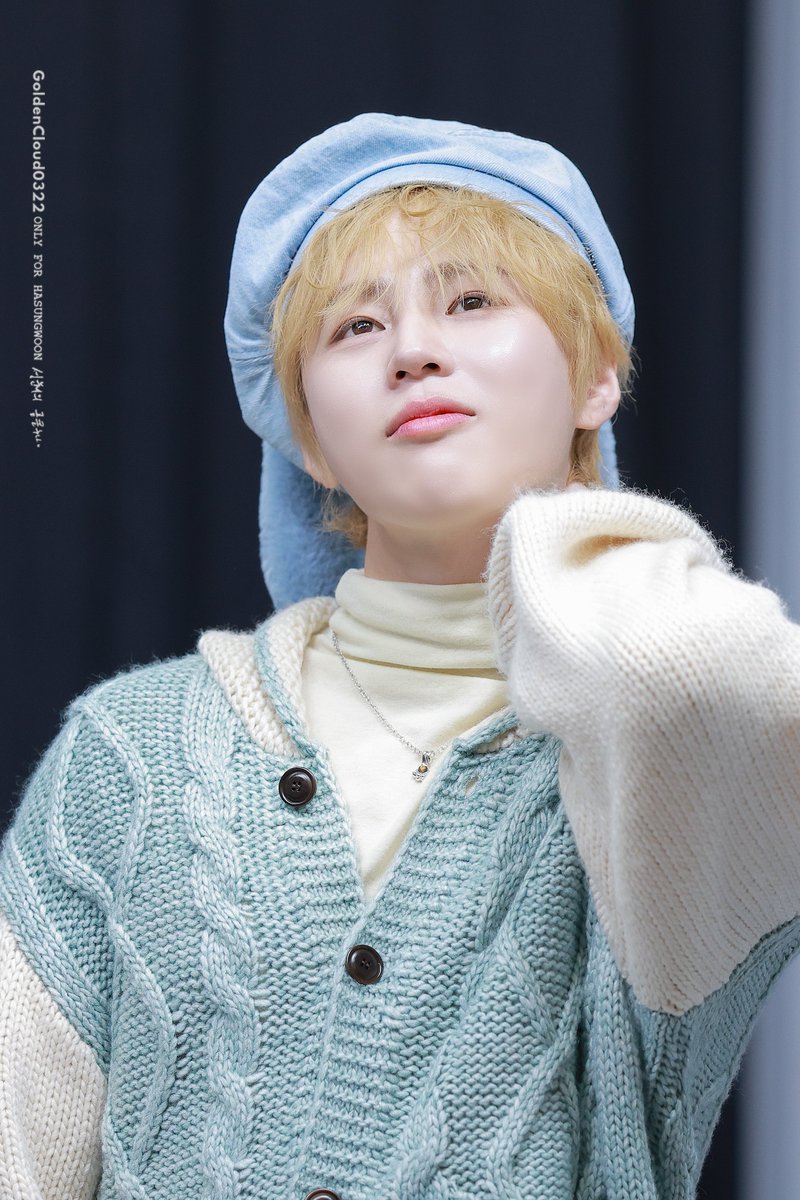 GoldenCloud0322's tweet image. 260111    
하성운 시그 팬싸     

톢이야 🐰 ❤️

#하성운 #HASUNGWOON #Tell_The_World