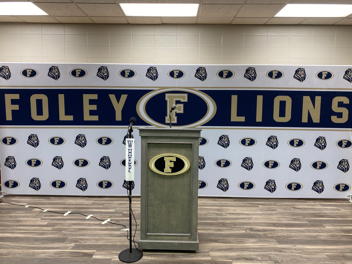 Chasity_RTR's tweet image. New era for @FoleyLionsFB ! So excited to see what @Foley_Coach and @Coach_JD_Atkins do for the program. 

As a Foley High School graduate (c/o 2010) I’m looking forward to great things for the school that helped me to develop a love for football. Go Lions! 🦁