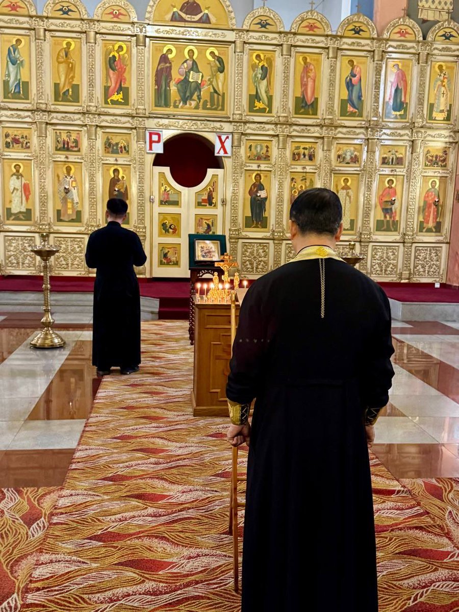 RusEmbDPRK's tweet photo. 14 января, на 40-й день безвременной кончины Посла России в КНДР А.И.Мацегоры, в Храме Святой Живоначальной Троицы в Пхеньяне состоялась панихида по нашему Александру Ивановичу.
Царствия Небесного, Вечная Вам Память, дорогой наш Александр Иванович…🕊️ https://t.co/zv7bDWRjSu