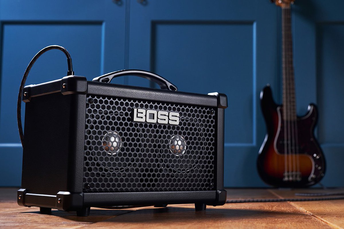 DUAL CUBE BASS LXはベース・ライフを豊かにする新感覚のベース