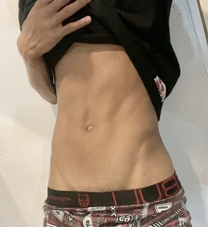 imrickf's tweet image. vai gordinho assim mesmo