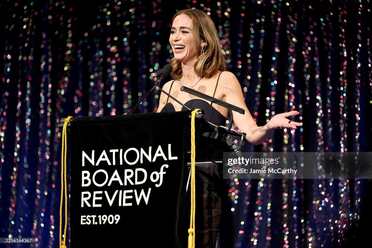 congrats to emily blunt on winning best supporting actress at the national board of review gala awards