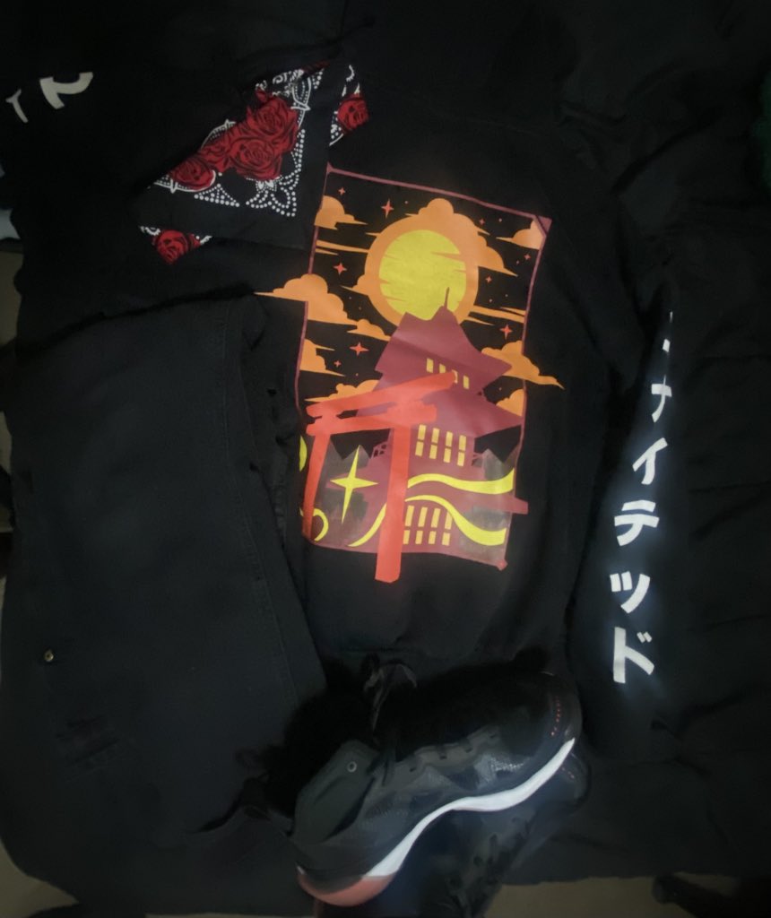 SortaCloudy's tweet image. OOTD 1/13/26 I forgot to post it this morning this WILL happen again