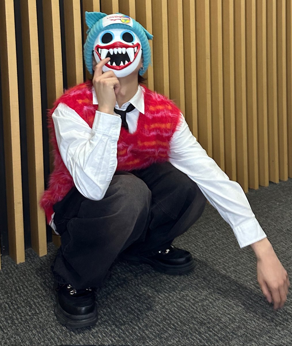 와와 tweet media