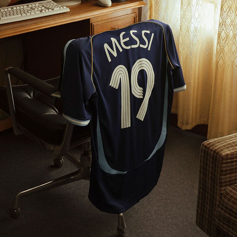 アディダス #ブリングバック 各国代表の印象的なユニフォームを現代に