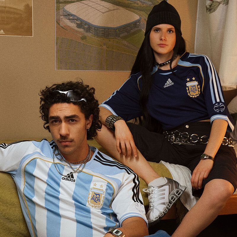 アディダス #ブリングバック 各国代表の印象的なユニフォームを現代に