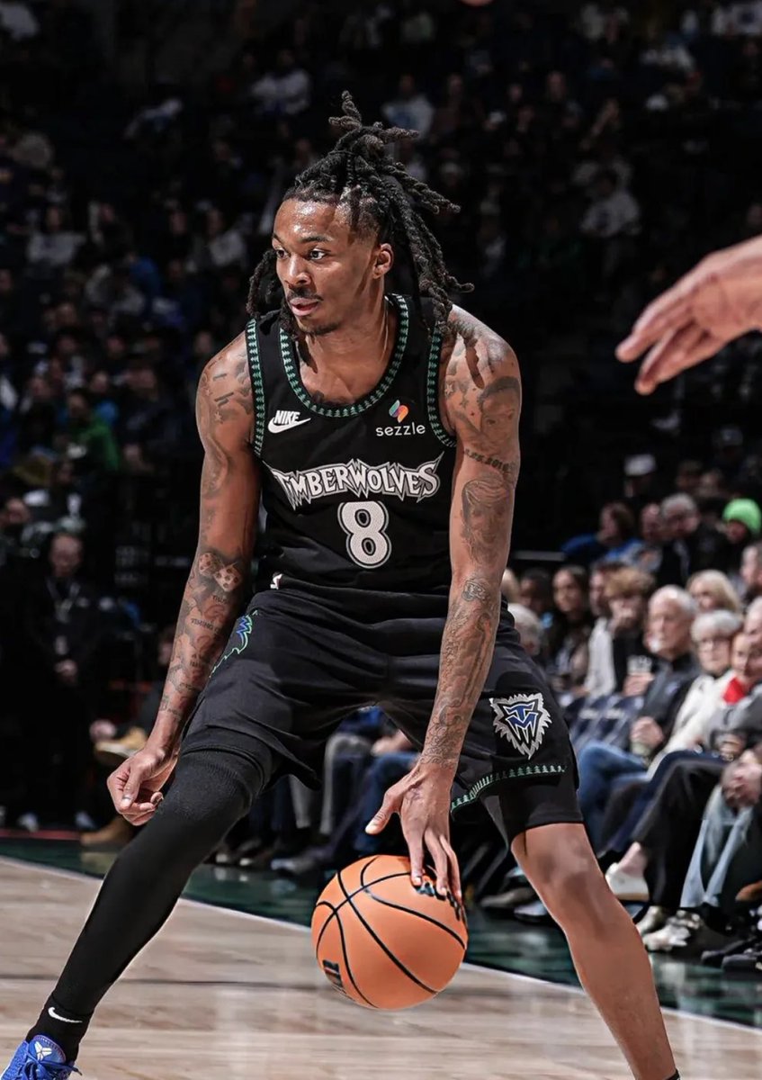 TheHoopCentral's tweet image. Bones Hyland tonight:

23 Points
5 Assists 
2 Rebounds 
9/16 FGM
5/7 3PM
+41 +/-
21 Minutes