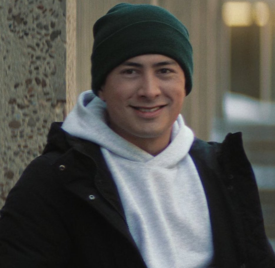 lesbianilya's tweet image. he bewitched everyone with his cute smile and a lot of questions