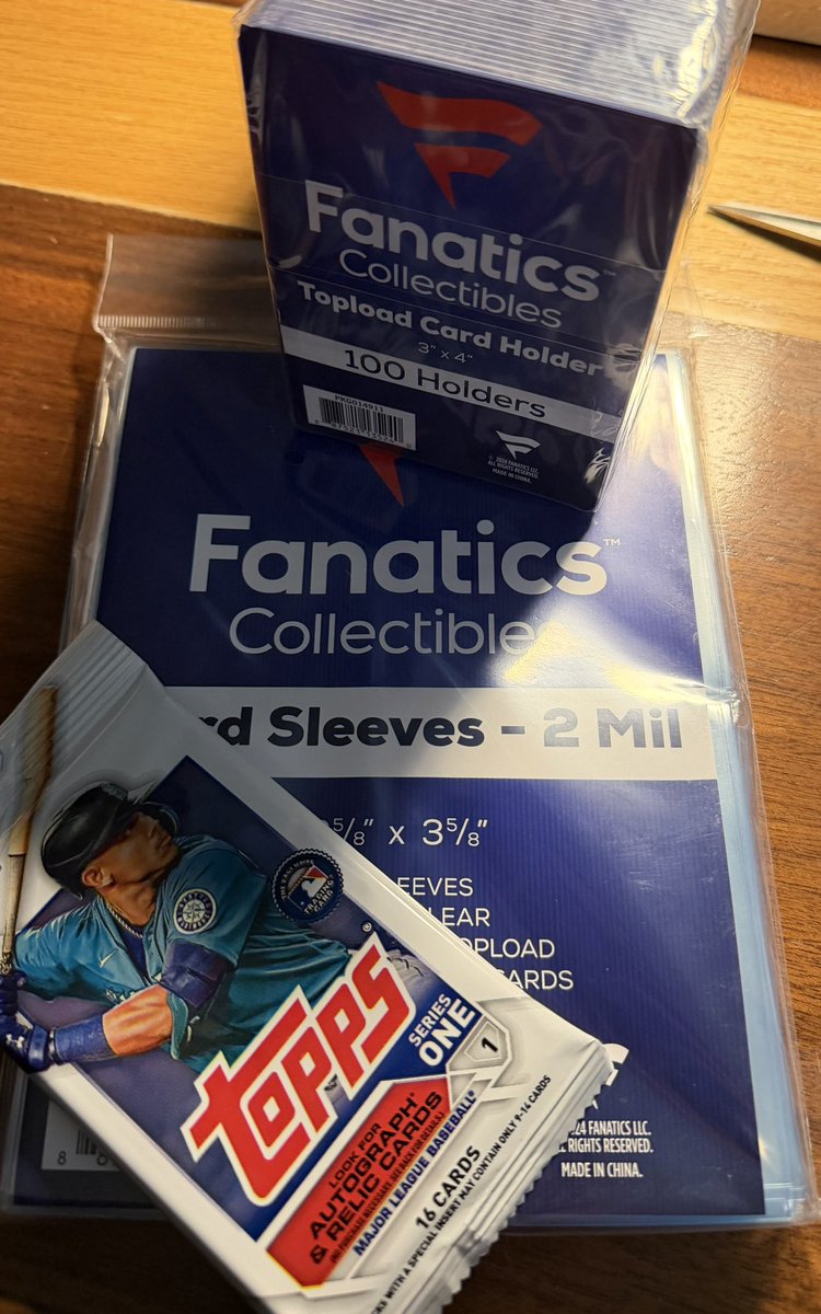 BALLBAKEDTAKES's tweet image. Yo girl got herself some necessary accessories. #LETSRIP BABY! 😮‍💨