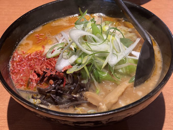 とぐちのエビ味噌ラーメン美味かったからまた食べたい 