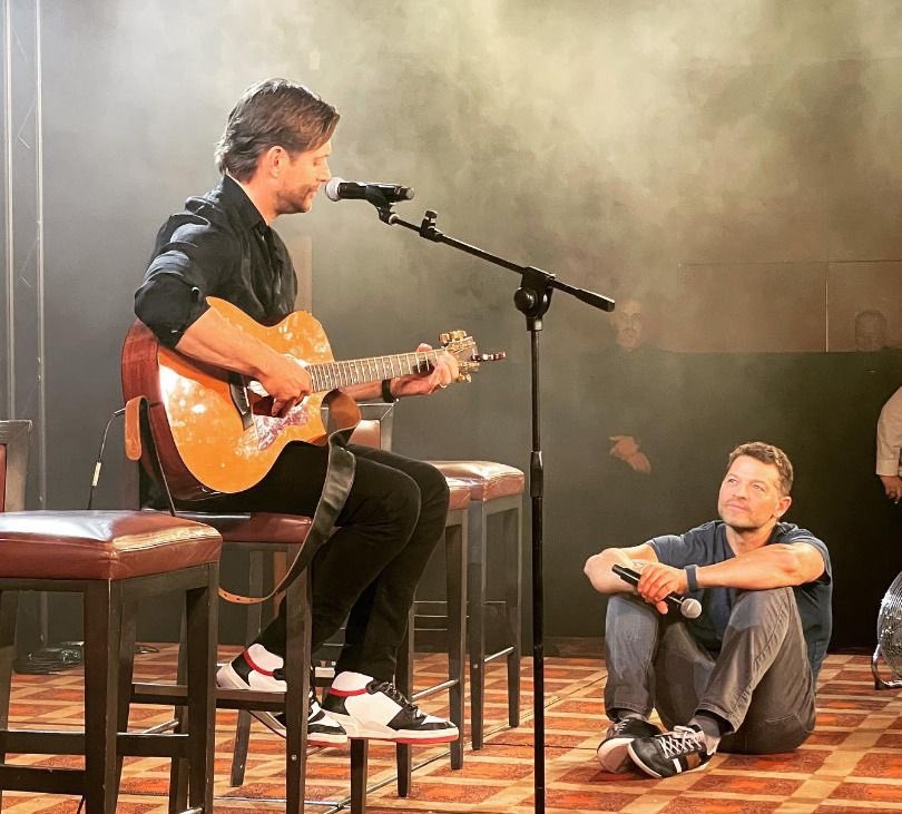 _cookiecas's tweet image. sometimes my brain goes back to this moment