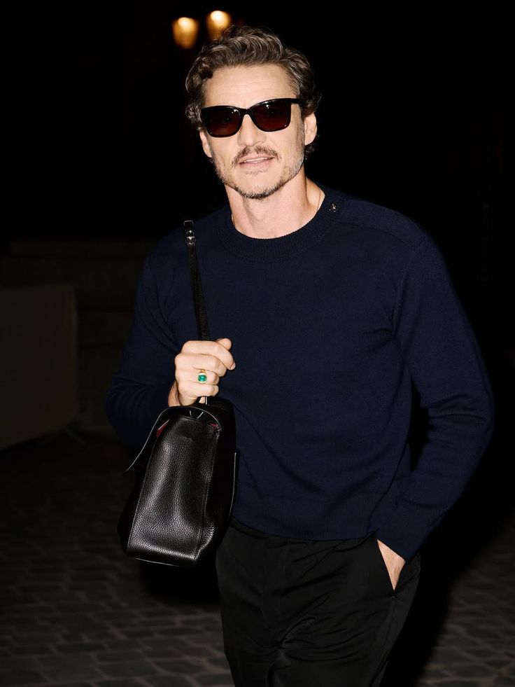 ELL03CPT's tweet image. ㅤㅤㅤㅤ
ㅤ  🍻 ៸៸ 𝕬hoч, 𝕸αteч! 𝕾hıver me tımbers! 
    ㅤ— 𝕸ostre-me o mαpα do 𝘁𝗲𝘀𝗼𝘂𝗿𝗼 —
      ₍ #.𝗧𝗩𝗡𝗣𝗗𝗖 ₎  ou te deıxo α ver nαvıos! 
ㅤㅤᅟᅟᅟᅟᅟᅟᅟᅟᅟᅟᅟᅟᅟᅟᅟᅟᅟᅟᅟᅟᅟ