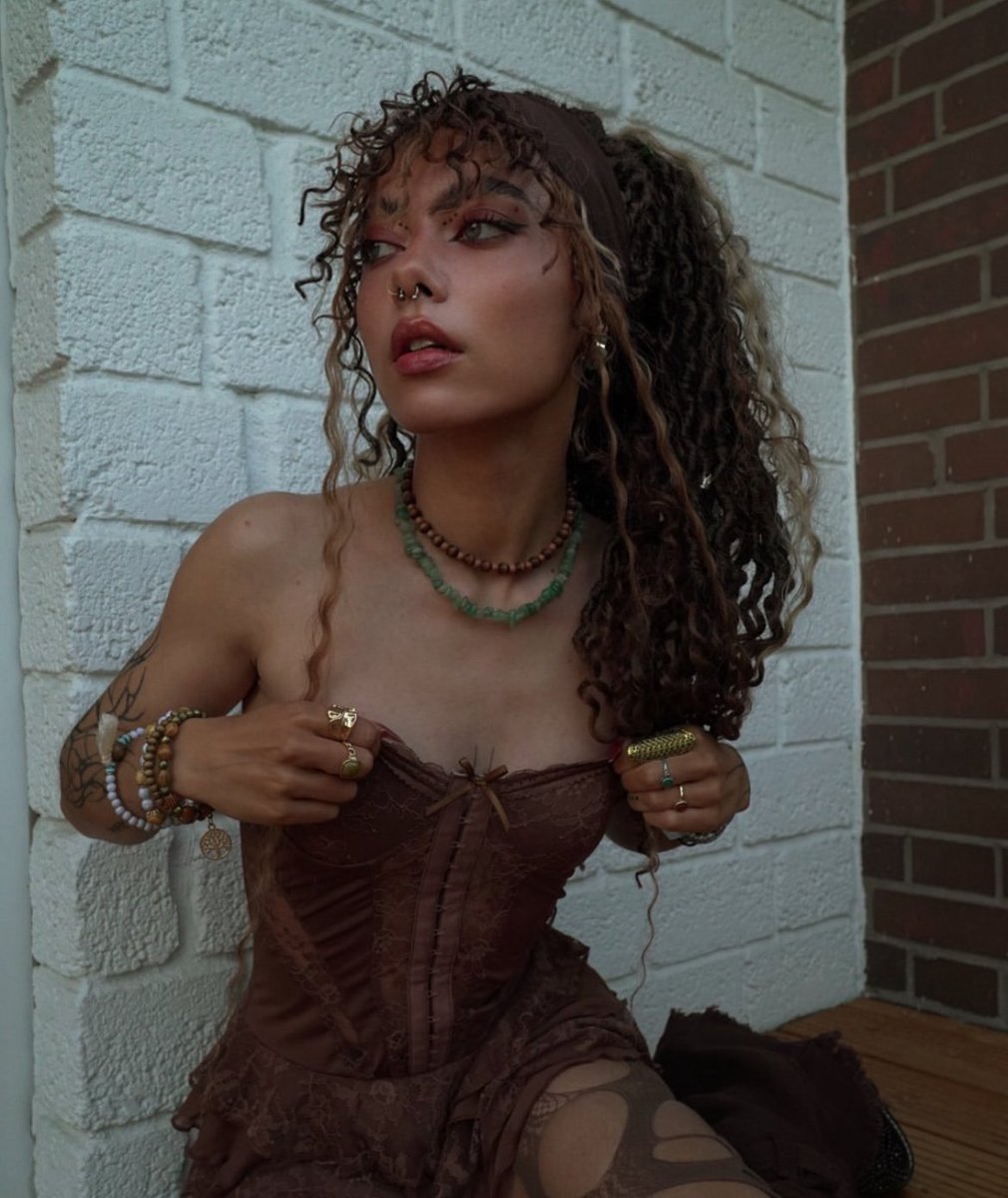 CAL02CRD's tweet image. ㅤㅤㅤㅤ
ㅤ  🍻 ៸៸ 𝕬hoч, 𝕸αteч! 𝕾hıver me tımbers! 
    ㅤ— 𝕸ostre-me o mαpα do 𝘁𝗲𝘀𝗼𝘂𝗿𝗼 —
      ₍ #.𝗧𝗩𝗡𝗣𝗗𝗖 ₎  ou te deıxo α ver nαvıos! 
ㅤㅤᅟᅟᅟᅟᅟᅟᅟᅟᅟᅟᅟᅟᅟᅟᅟᅟᅟᅟᅟᅟᅟ