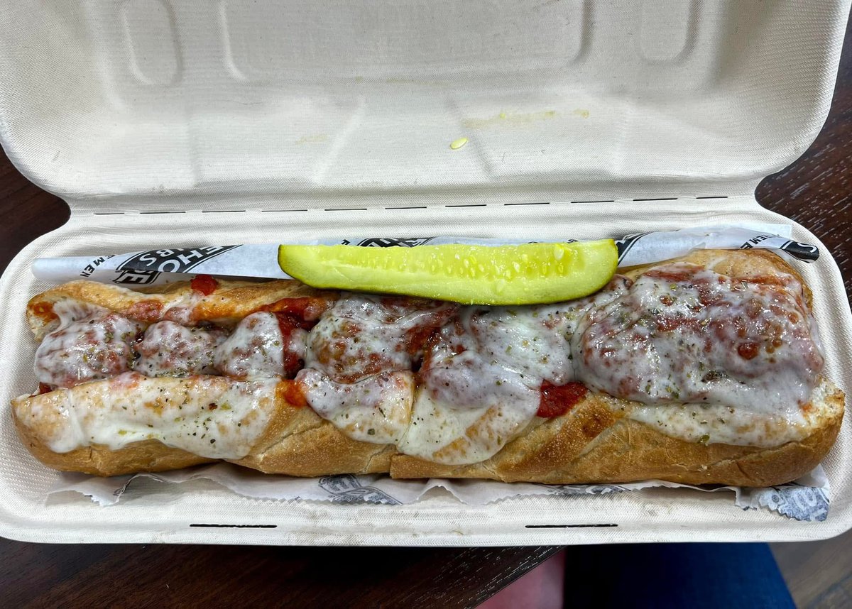 gotthecreamer's tweet image. 👨🏼‍🚒 @FirehouseSubs is on the menu tonight! 🤤 #meatballsub #submarinesandwich #yumyum