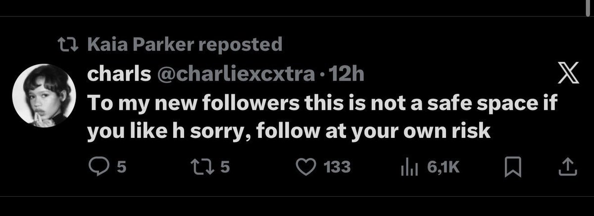 hollanovmelts's tweet image. inch resting