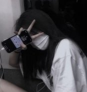 DevsMusic's tweet image. 久々に友達からメッセージが来て懐かしい話で盛り上がった 🙁