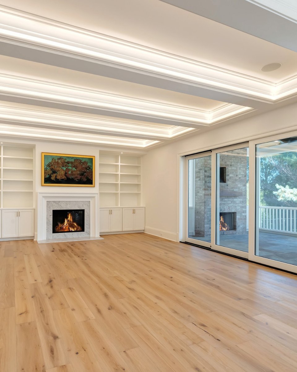 WhitestoneHome's tweet image. In our out? 

With Whitestone, you can do both. 🔥